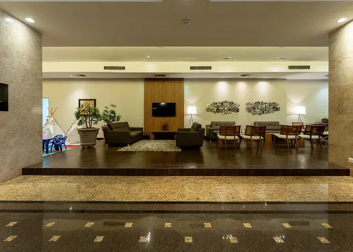 Hotel Deville Business Maringá